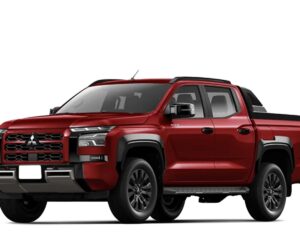 Saga Tauro Mitsubishi inaugura stand no RPS para lançamento da pick up New Triton